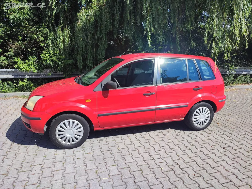 Ford Fusion, 116 000km, Nová STK